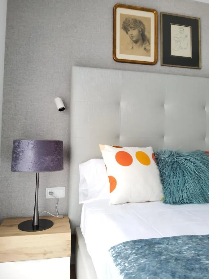 Atico Esquinero Muy Soleado Con La Terraza De 50 M2 Apartment Sitges